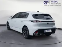 Usado Peugeot 308 Allure 130 CV (95 kW) 2024 Blanco Berlina