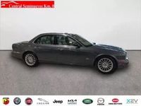 Usado Jaguar XJ6 Executive 207 CV (152 kW) 2006 Gris / plata Berlina