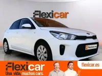 Usado Kia Rio 84 CV (61 kW) 2018 Blanco