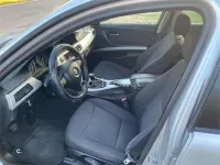 Usado BMW 318 122 CV (89 kW) 2008 Gris / plata Familiar