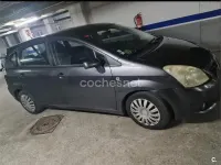 Usado Toyota Corolla Verso Luna 136 CV (100 kW) 2007 Gris / plata Monovolumen