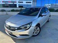 Usado Opel Astra Elegance 140 CV (102 kW) 2018 Gris / plata Berlina