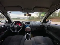 Usado Alfa Romeo 147 Distinctive 120 CV (88 kW) 2010 Negro Utilitario
