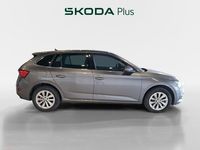 Usado Skoda Scala Selection 95 CV (69 kW) 2024 Gris Utilitario