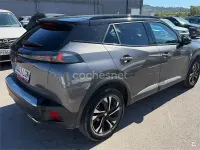 Usado Peugeot 2008 GT-line 130 CV (95 kW) 2020 Gris / plata SUV