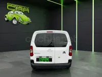 Usado Citroën Berlingo Feel 102 CV (75 kW) 2019 Blanco Monovolumen