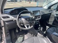 Usado Peugeot 208 Allure 95 CV (69 kW) 2013 Gris / plata Utilitario