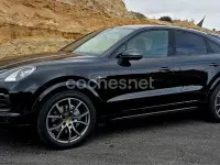Usado Porsche Cayenne E-Hybrid Coupe Platinum Edition 462 CV (339 kW) 2021 Negro SUV