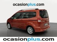 Usado Ford Tourneo Courier Titanium 102 CV (75 kW) 2015 Rojo Monovolumen