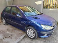 Usado Peugeot 206 90 CV (66 kW) 2003 Azul Berlina