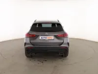 Usado Mercedes GLA250 AMG line 218 CV (160 kW) 2022 Gris SUV