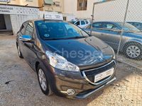 Usado Peugeot 208 Active 68 CV (50 kW) 2014 Gris / plata Utilitario