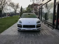 Usado Porsche Cayenne Turbo S E-Hybrid 680 CV (500 kW) 2021 Blanco SUV
