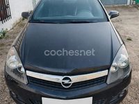 Usado Opel Astra GTC Cosmo 150 CV (110 kW) 2007 Negro Berlina