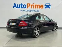 Usado Mercedes E500 Avantgarde 306 CV (225 kW) 2002 Azul Berlina