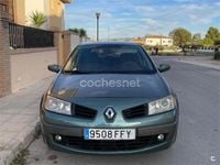 Usado Renault Mégane II Authentique 98 CV (72 kW) 2006 Verde Berlina