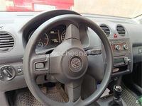 Usado VW Caddy Maxi Trendline 102 CV (75 kW) 2013 Gris / plata Monovolumen