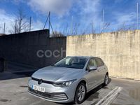 Usado VW Golf VIII Life 115 CV (84 kW) 2021 Gris / plata Berlina