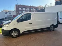 Usado Renault Trafic 120 CV (88 kW) 2016 Blanco Monovolumen