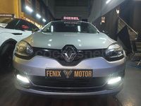 Usado Renault Mégane Bose Edition 110 CV (80 kW) 2015 Gris / plata Berlina