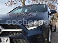Usado Mercedes A180 116 CV (85 kW) 2021 Azul Berlina
