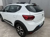 Usado Dacia Sandero Comfort 101 CV (74 kW) 2021 Blanco Utilitario
