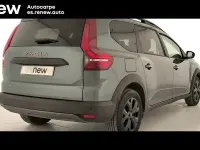 Usado Dacia Jogger Extreme 140 CV (102 kW) 2025 Verde Monovolumen