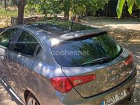 Usado Alfa Romeo Giulietta Distinctive 140 CV (102 kW) 2011 Gris / plata Utilitario