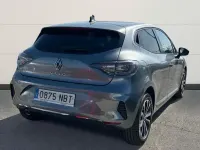 Usado Renault Clio Techno 100 CV (73 kW) 2025 Utilitario