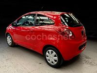 Usado Ford Ka Trend 69 CV (50 kW) 2016 Rojo Berlina