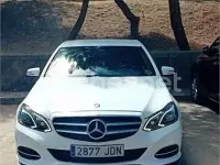 Usado Mercedes E220 Avantgarde 170 CV (125 kW) 2015 Blanco Berlina