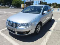 Usado VW Passat Edition 110 CV (80 kW) 2010 Gris / plata Berlina