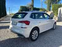 Usado Skoda Kamiq Ambition 110 CV (80 kW) 2021 Blanco SUV
