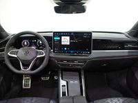 Usado VW Passat R-line 150 CV (110 kW) 2024 Familiar