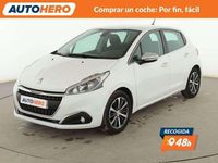 Usado Peugeot 208 Allure 110 CV (80 kW) 2017 Blanco Utilitario
