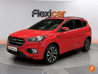 Usado Ford Kuga Titanium 150 CV (110 kW) 2018 Rojo SUV