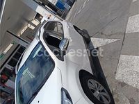 Usado Peugeot 2008 Signature Sky 100 CV (73 kW) 2019 Blanco SUV