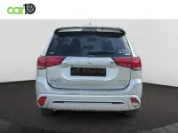 Usado Mitsubishi Outlander P-HEV 224 CV (164 kW) 2020 Gris / plata SUV