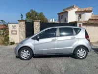 Usado Mercedes A180 Exclusive 109 HP (80 kW) 2010 Prateado Citadino