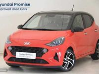 Usado Hyundai i10 84 CV (61 kW) 2021 Tomato red bitono Utilitario