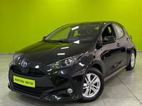 Usado Toyota Yaris Hybrid Business Edition 116 CV (85 kW) 2021 Negro Berlina