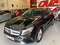 Usado Mercedes GLA200 Urban 156 CV (114 kW) 2015 Negro SUV