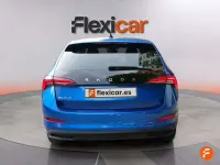 Usado Skoda Scala Ambition 95 CV (69 kW) 2021 Azul Utilitario