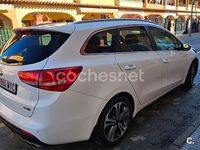 Usado Kia Ceed Sportswagon 136 CV (100 kW) 2015 Blanco Familiar