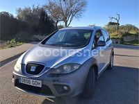 Usado Seat Altea 140 CV (102 kW) 2008 Gris / plata Monovolumen