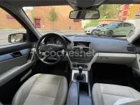 Usado Mercedes C200 Elegance 136 CV (100 kW) 2011 Negro Berlina