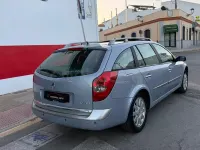 Usado Renault Laguna GrandTour Privilege 120 CV (88 kW) 2002 Azul Familiar