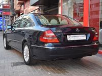 Usado Mercedes E280 Elegance 190 CV (139 kW) 2005 Verde Berlina