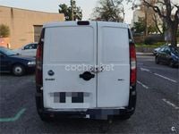 Usado Fiat Doblò Dynamic 105 CV (77 kW) 2009 Blanco Monovolumen
