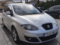 Usado Seat Altea Reference 105 CV (77 kW) 2012 Gris / plata Monovolumen